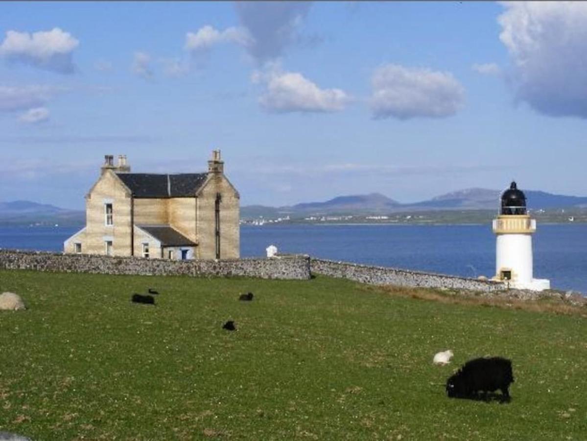 Quaint And Quirky Former Crofters Cottage In Port Ellen Exterior foto